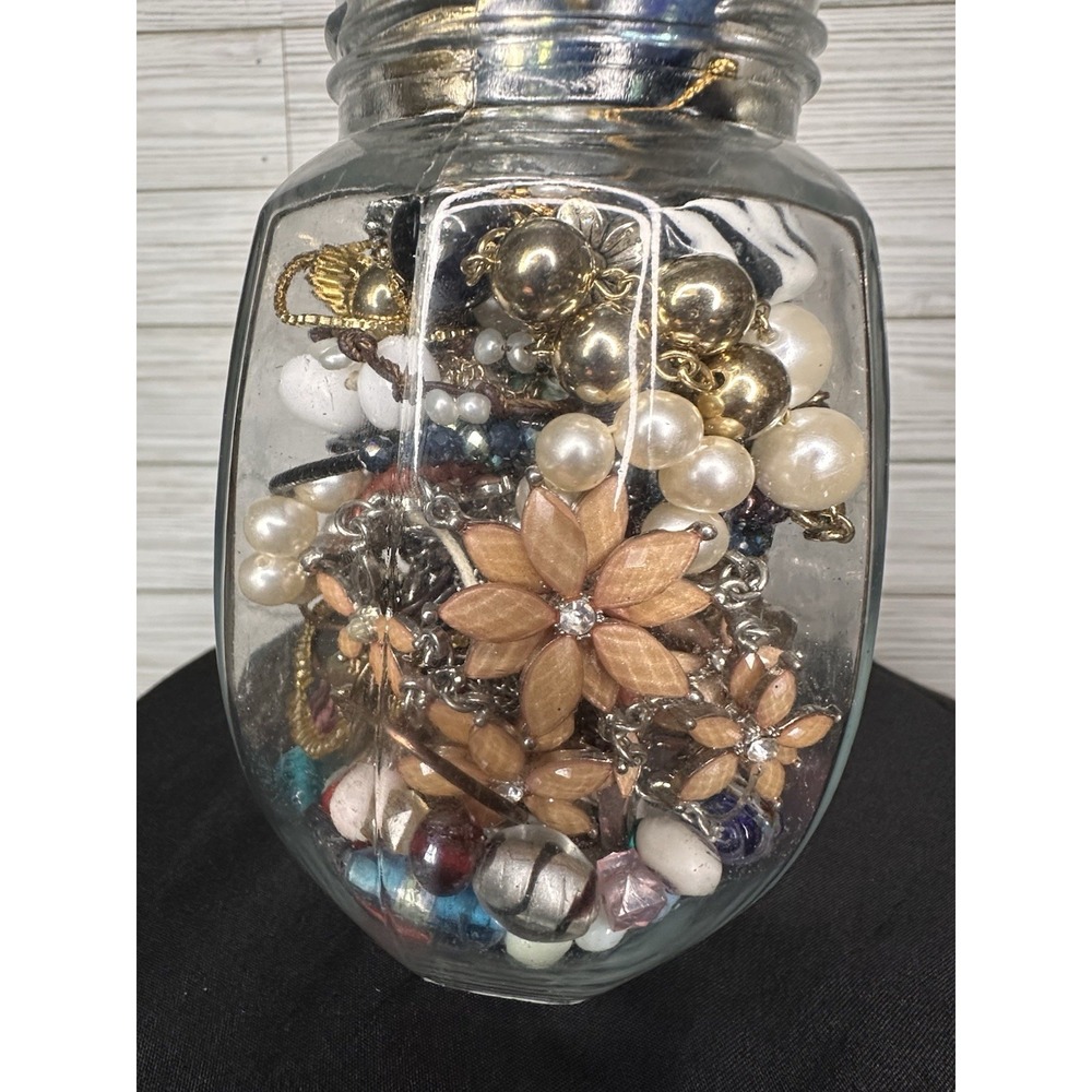 Mystery Mixed Jewelry Jar: Vintage-Modern Costume All Wearable Jewelry #11 Lot - Picture 5 of 10